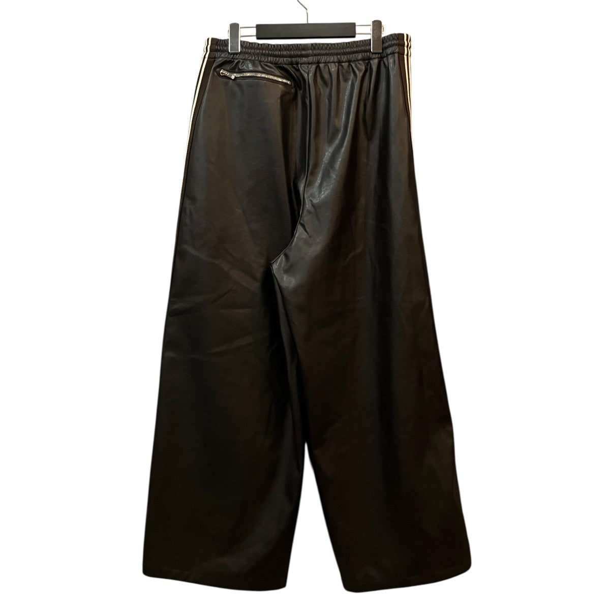 Needles 「SYNTHETIC LEATHER H．D． TRACK PANT」シンセティックレザーワイドトラックパンツRW1650 古着・中古-2枚目のアイテム画像