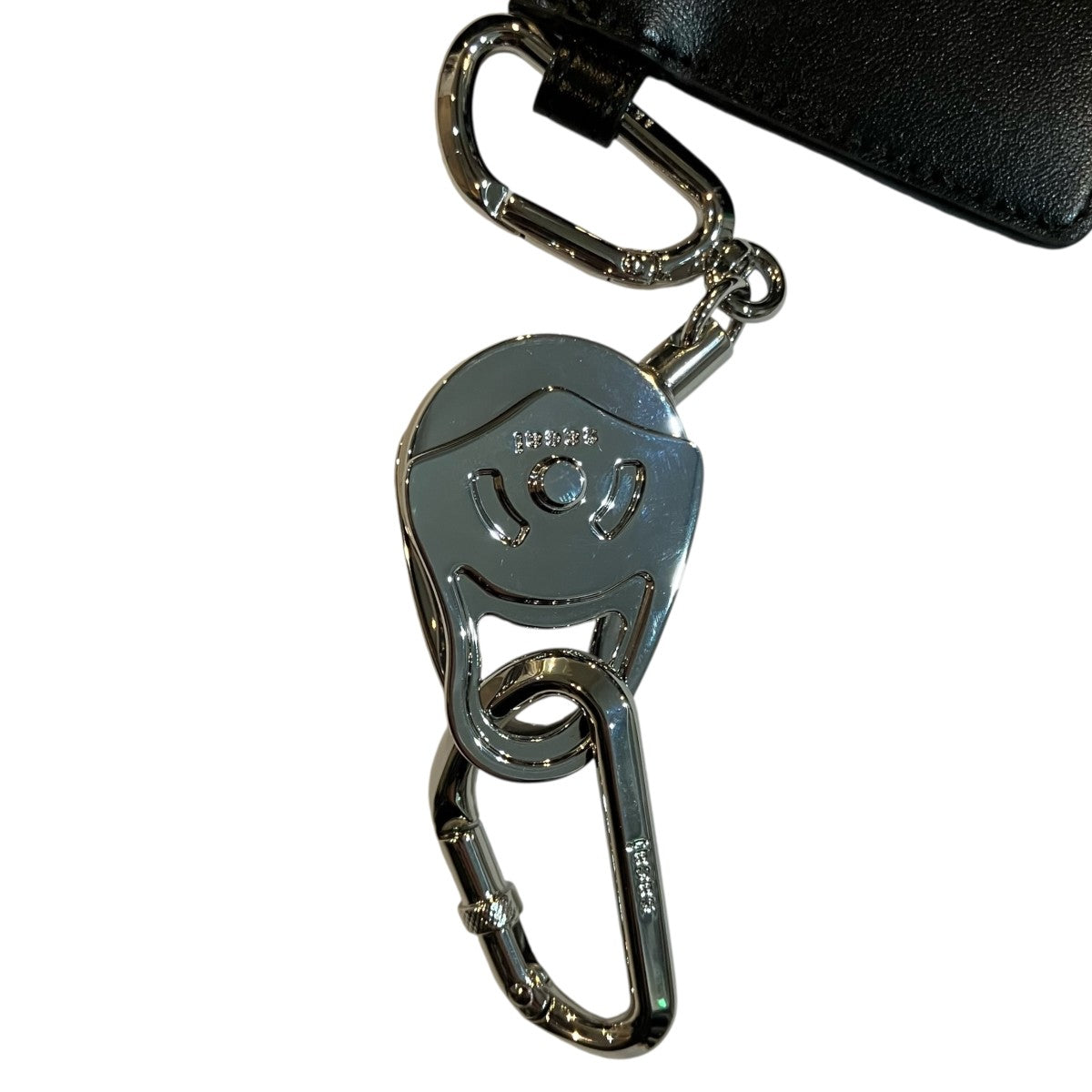 sacai(サカイ) 「Carabiner Fragment Case」カラビナ付きケース