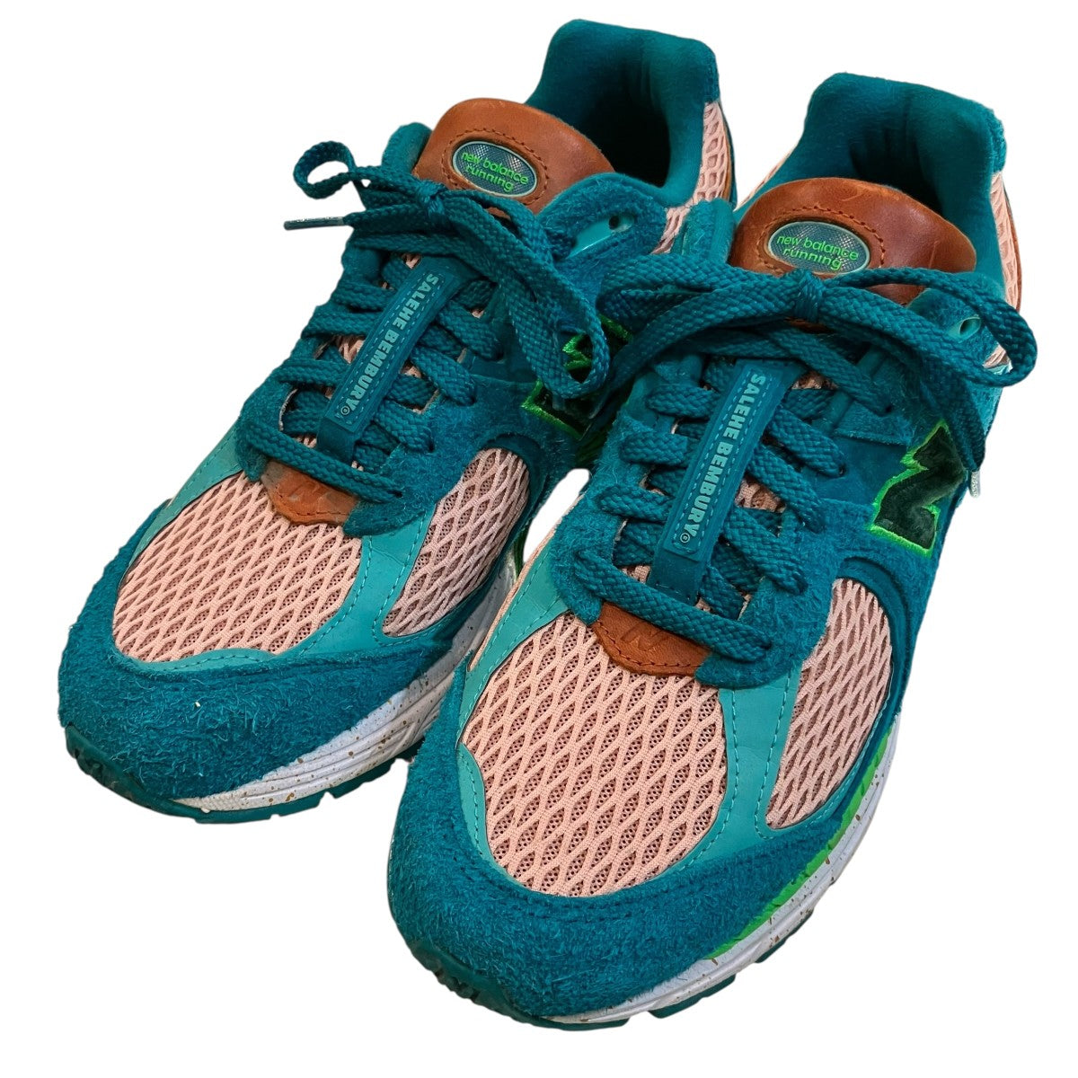 NEW BALANCE×Salehe Bembury 「Water be The Gude」スニーカーML2002RJ 古着・中古-1枚目のアイテム画像
