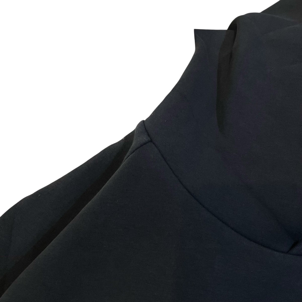 「TECH SWEAT TRAINING HOODIE」テックスウェットトレーニングフーディFCRB 222023