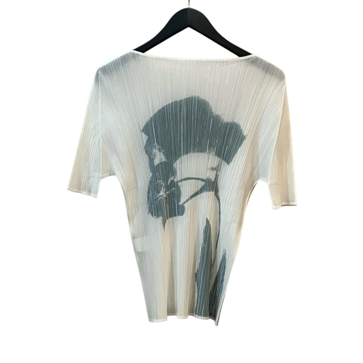 ISSEY MIYAKE 押し花柄プリーツ半袖カットソー 古着・中古-2枚目のアイテム画像