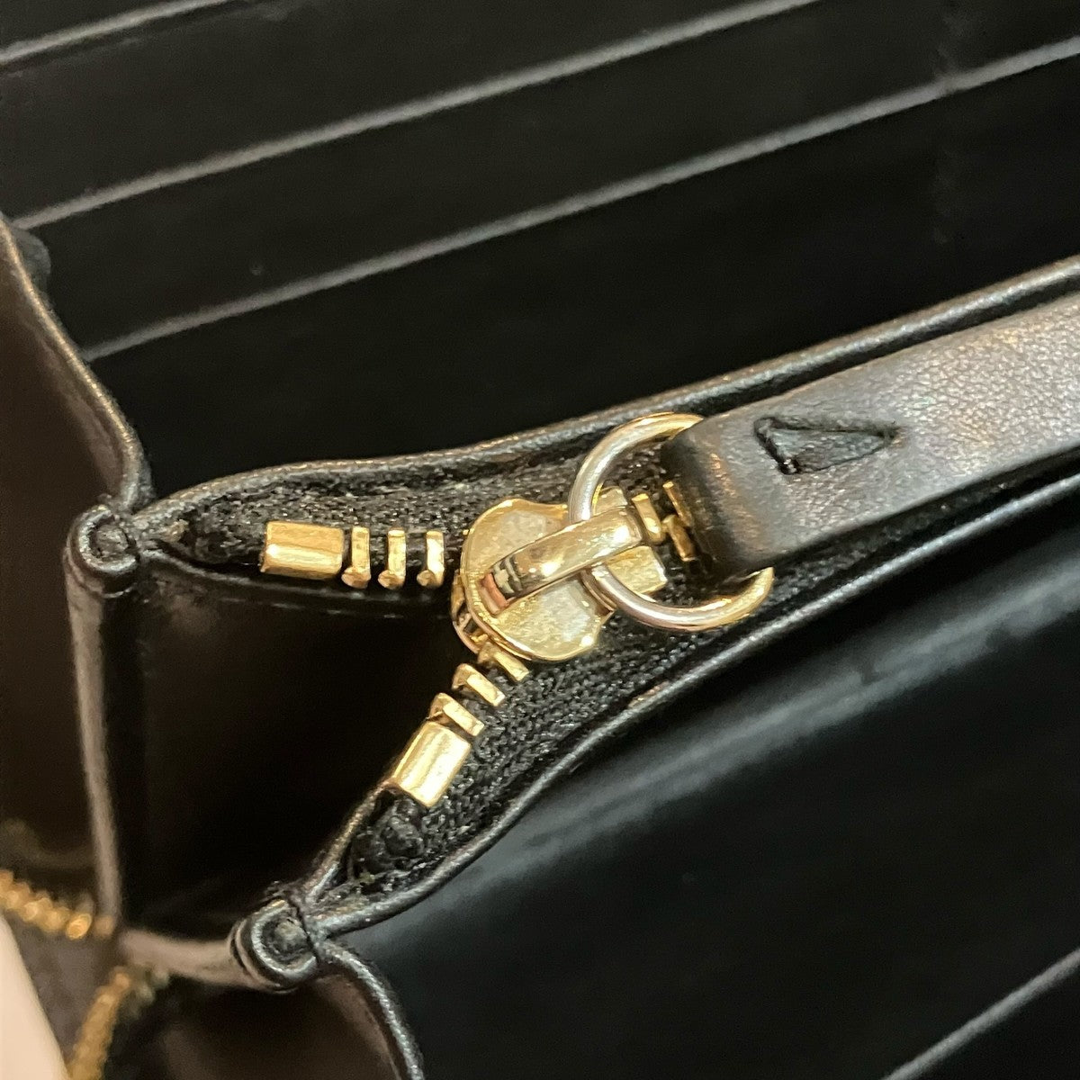 Maison Margiela レザーラウンドジップウォレット 古着・中古-8枚目のアイテム画像