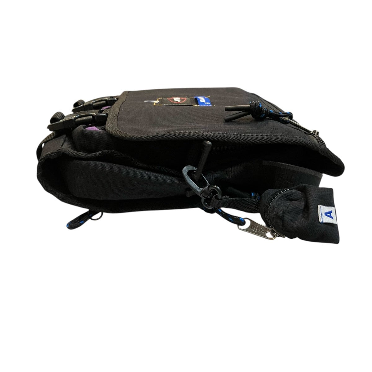 EASTPAK×ADER error メッセンジャーバッグ ブラック｜【公式】カインド