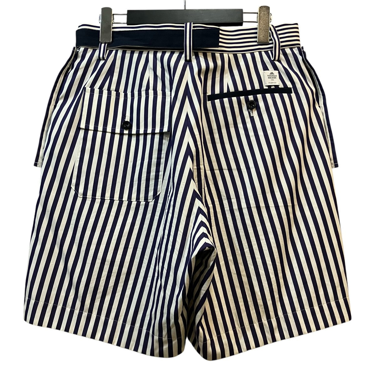 sacai 「vertical stripe Print Cotton Shorts」ベルテッドストライプショートパンツ23 03041M 古着・中古-2枚目のアイテム画像