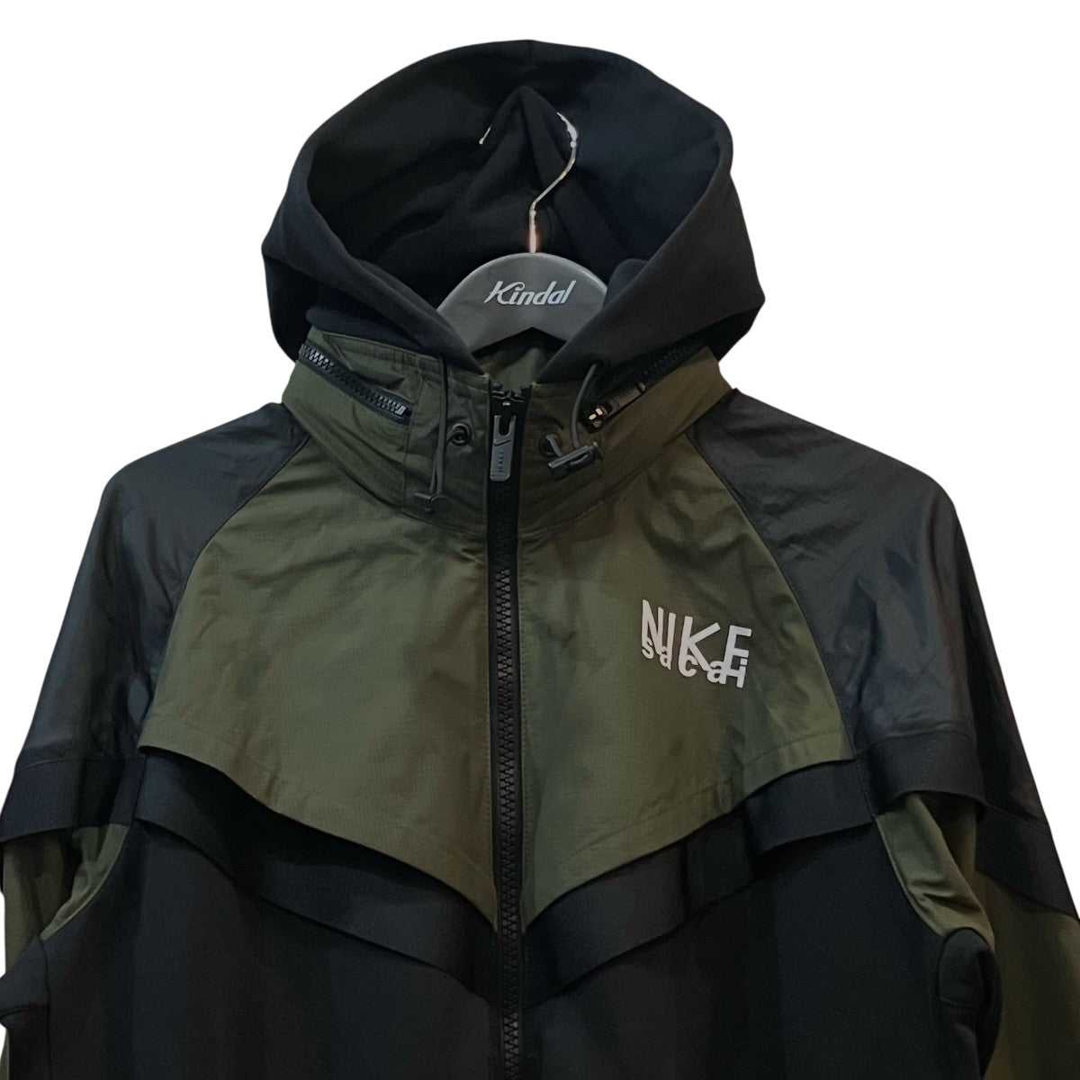 sacai×NIKE ナイロン切替ジップパーカーDQ9030 325 古着・中古-3枚目のアイテム画像
