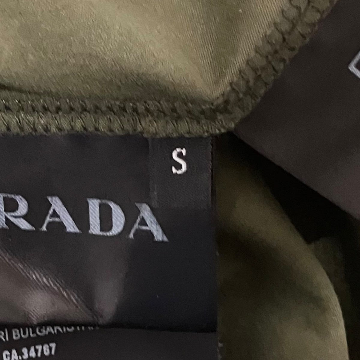 PRADA トライアングルプレートTシャツUJN774 古着・中古-6枚目のアイテム画像