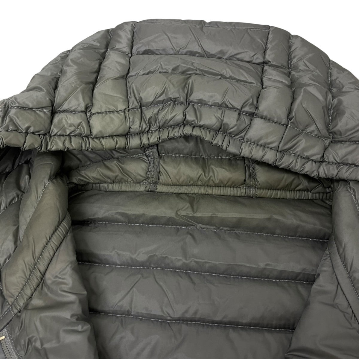 MONCLER ライトダウンコート 古着・中古-5枚目のアイテム画像