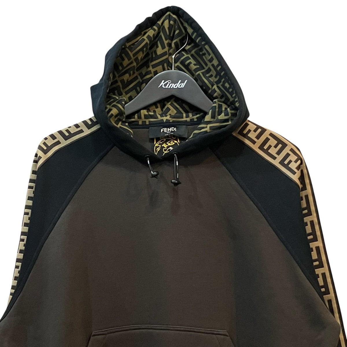 FENDI ズッカラインプルオーバーパーカーFAF588 古着・中古-3枚目のアイテム画像
