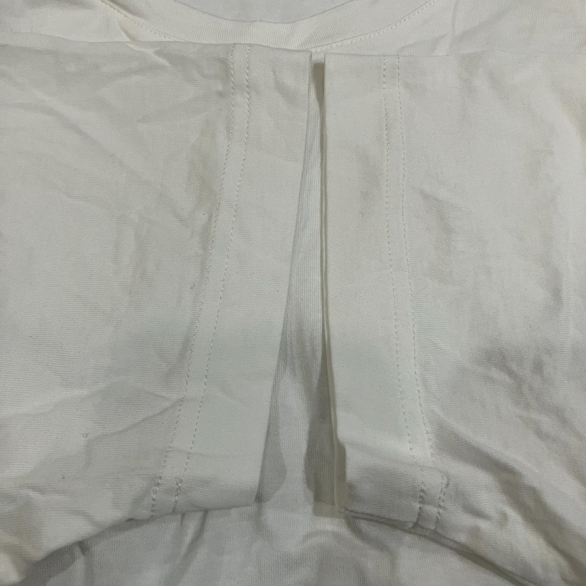 FENDI モンスター バグズTシャツFAF532 A78J 古着・中古-4枚目のアイテム画像