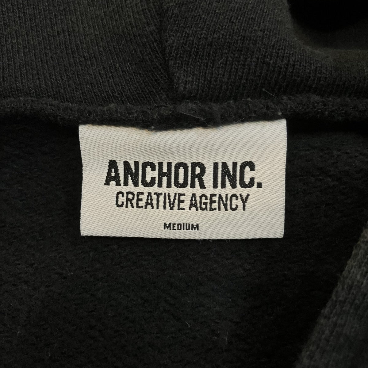 ANCHOR(アンカー) ワンポイント刺繍ジップアップパーカー ブラック