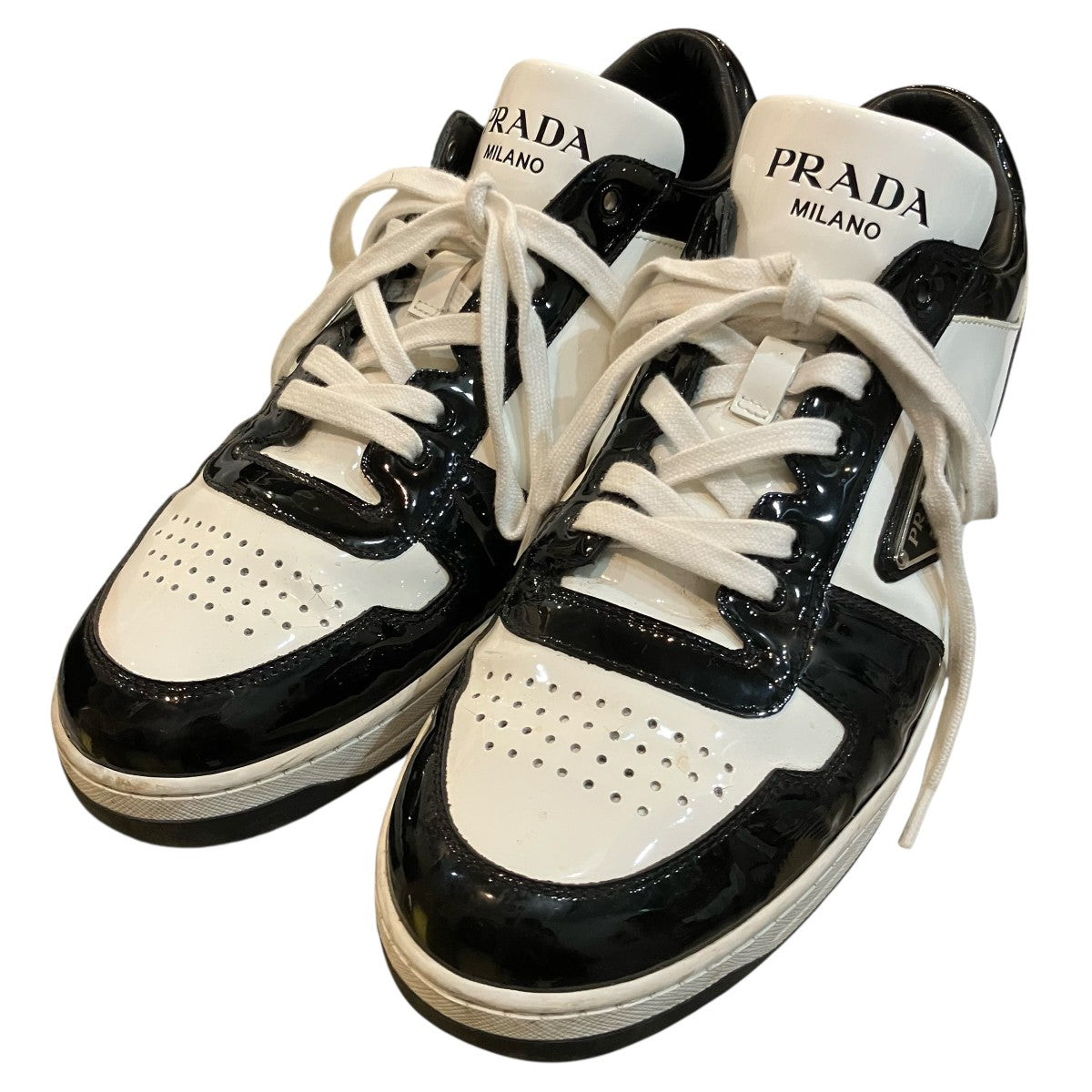 PRADA 「Downtown」ローカットスニーカー2EE364 古着・中古-1枚目のアイテム画像