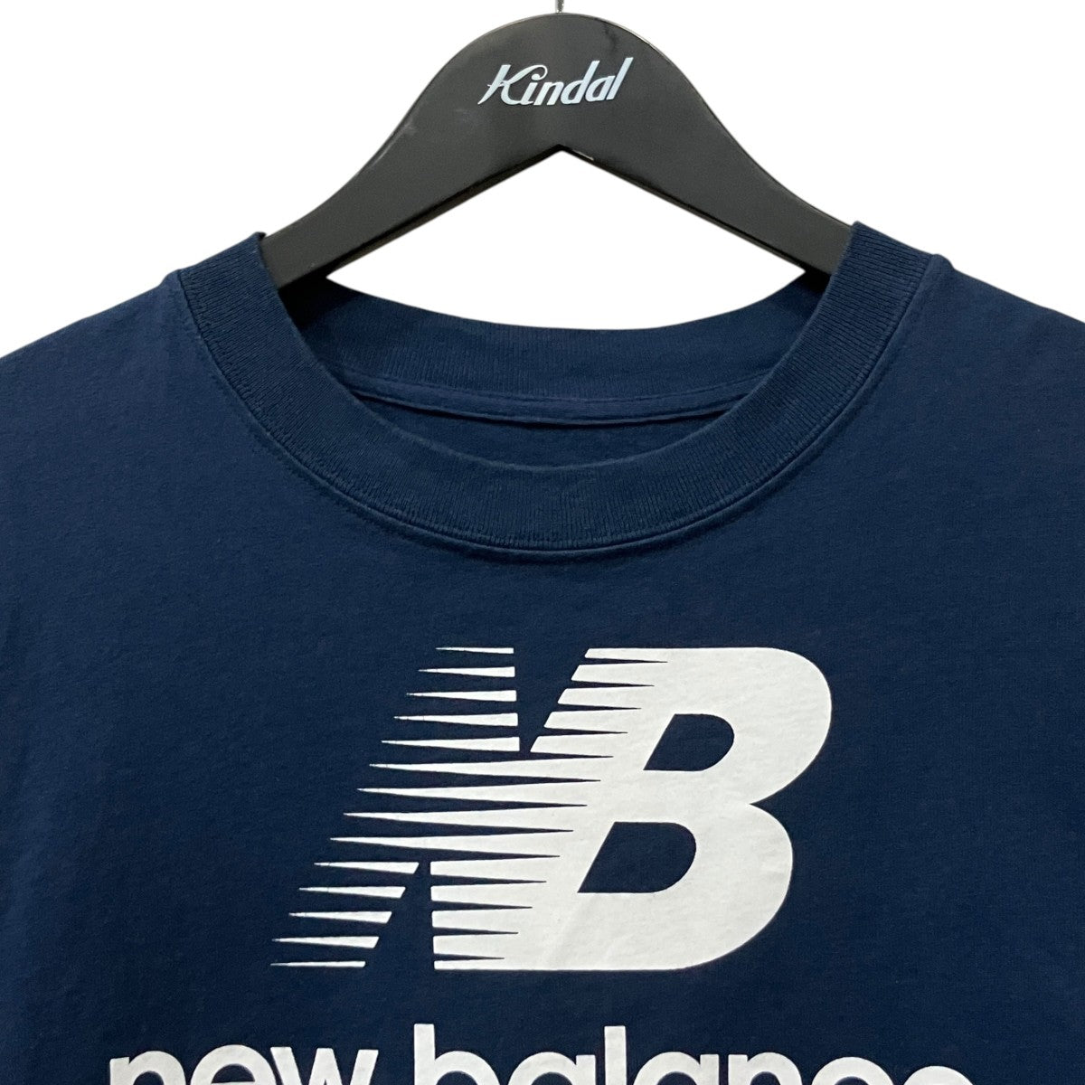 ロゴプリントTシャツ