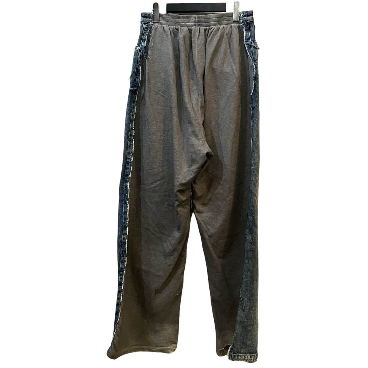「HYBRID BAGGY JEANS」スウェットドッキングデニムパンツ738761