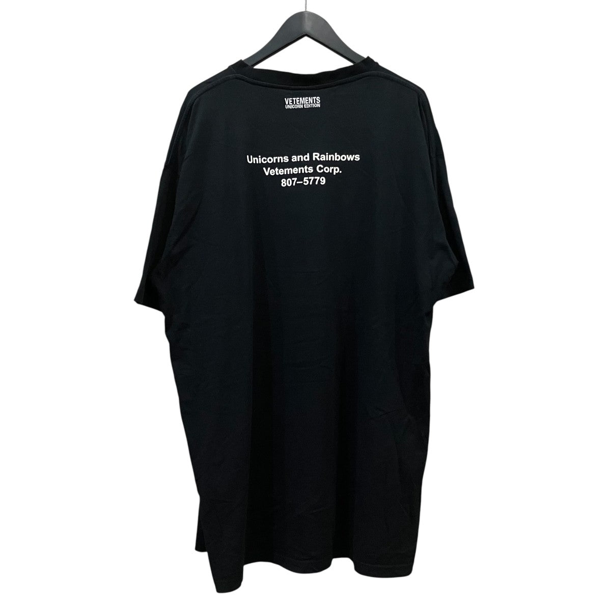 ユニコーンプリントtシャツ