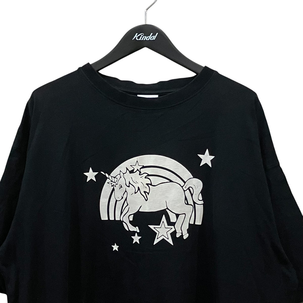 ユニコーンプリントtシャツ
