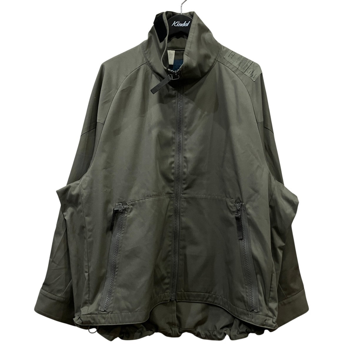 「STAND COLLAR BLOUSON」再構築したスタンドカラーブルゾン9242-BL03-005