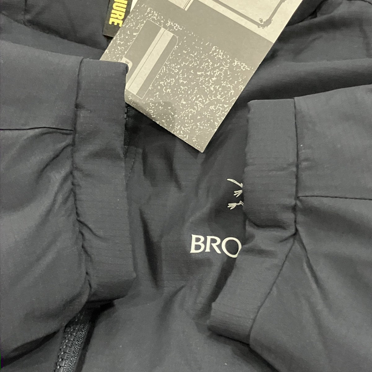 BROCHURE ARGENTUM HOODY フーデッドダウンジャケット 古着・中古-4枚目のアイテム画像