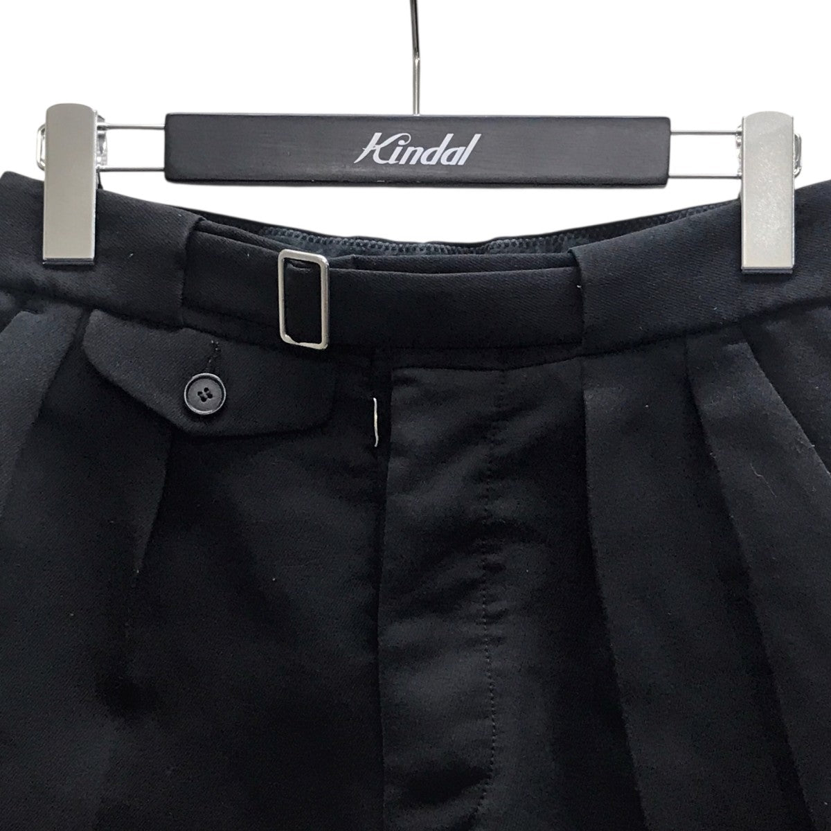 ショートパンツ