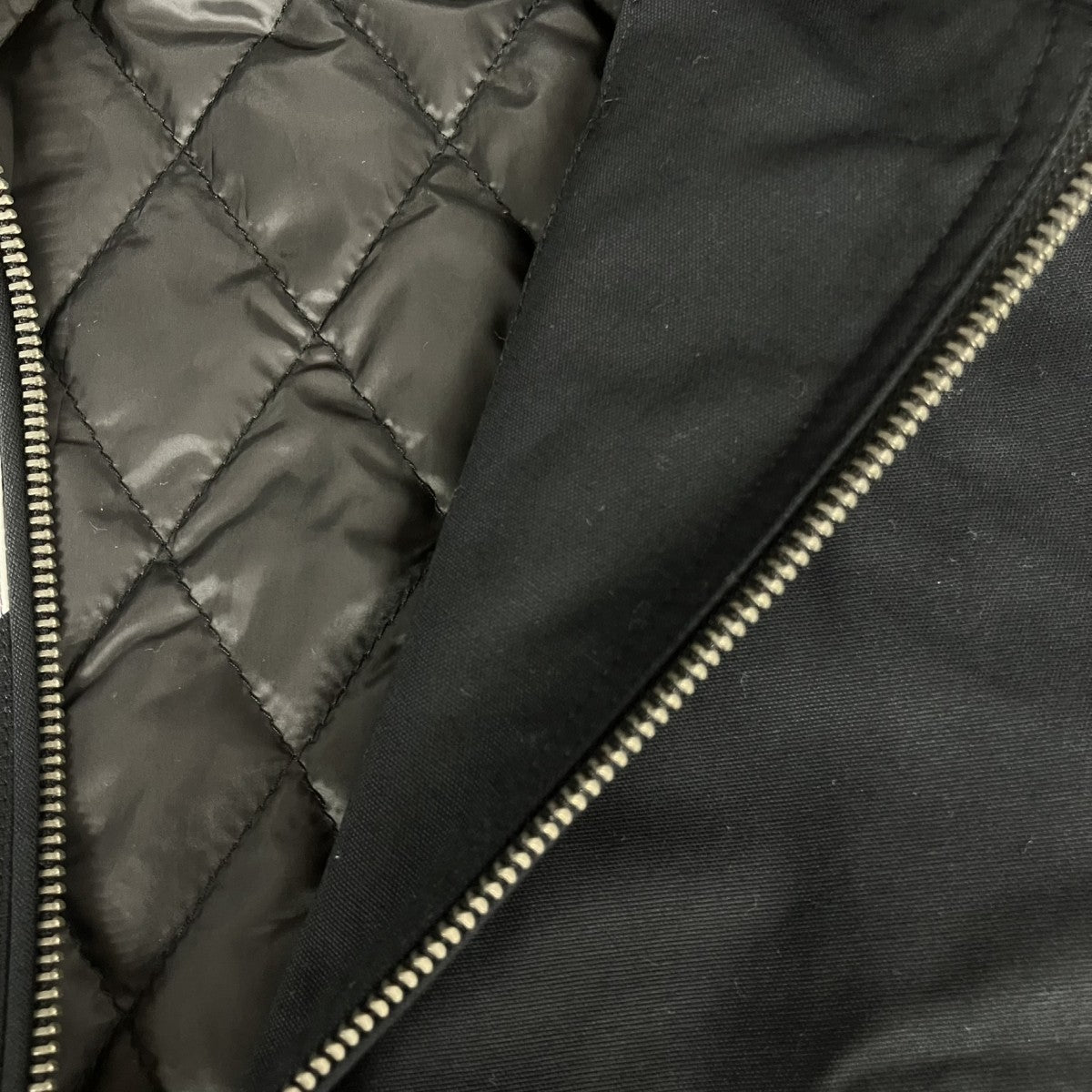 「Zipped Jacket」ジップアップジャケット