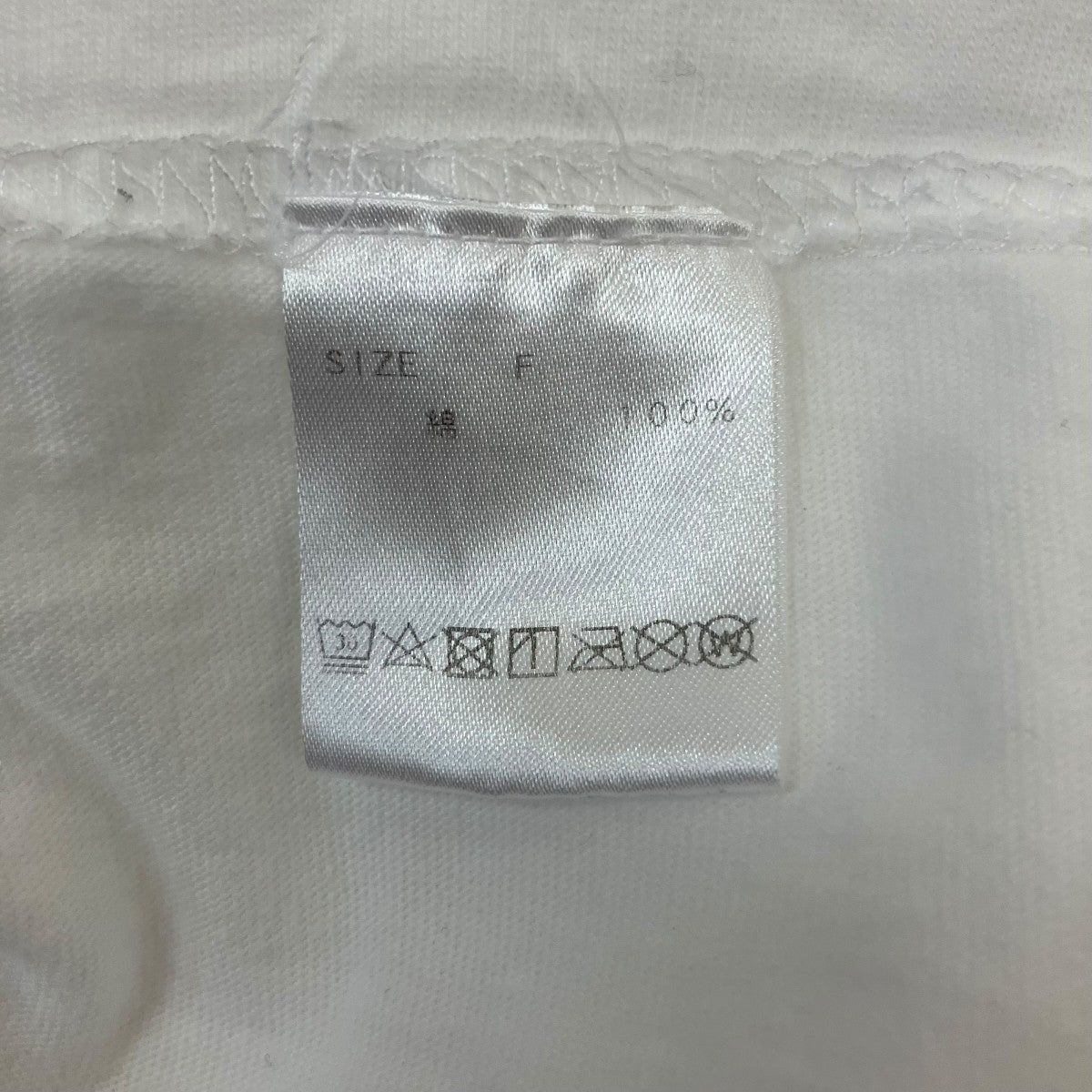 フロントロゴTシャツ
