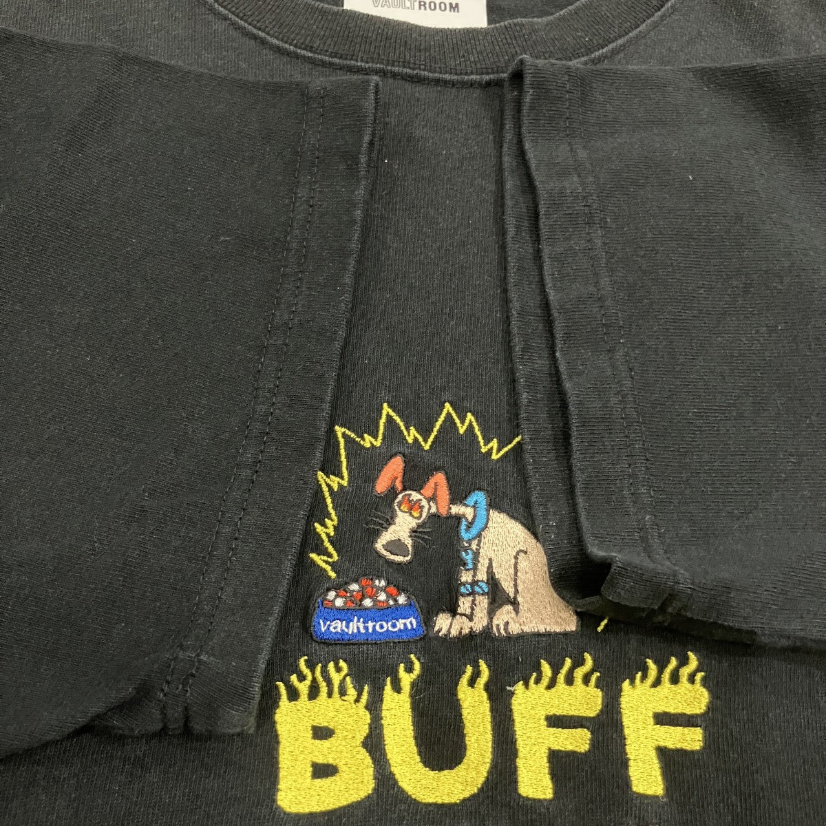 BUFF刺繍Tシャツ