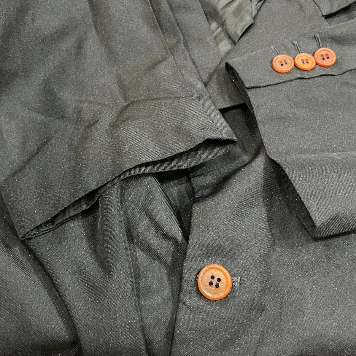 COMME des GARCONS HOMME PLUS ポリエステル縮絨テーラードジャケット 古着・中古-4枚目のアイテム画像
