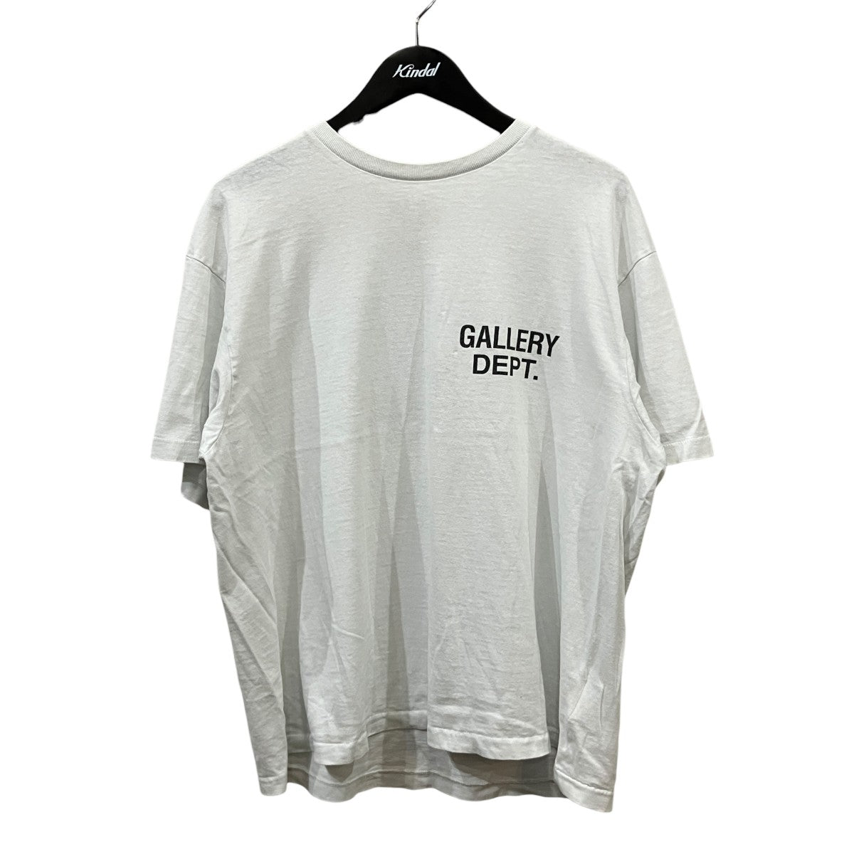 フロントワンポイントバックロゴTシャツ