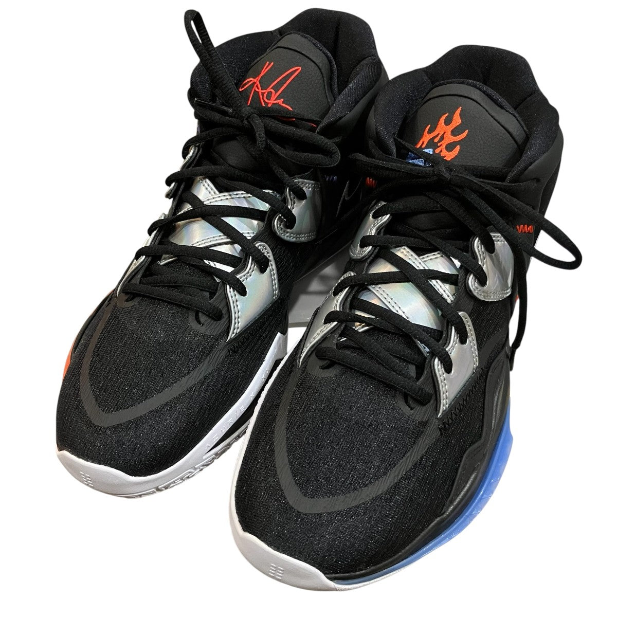 NIKE 「KYRIE INFINITY SP」スニーカーDC9134-001 古着・中古-1枚目のアイテム画像