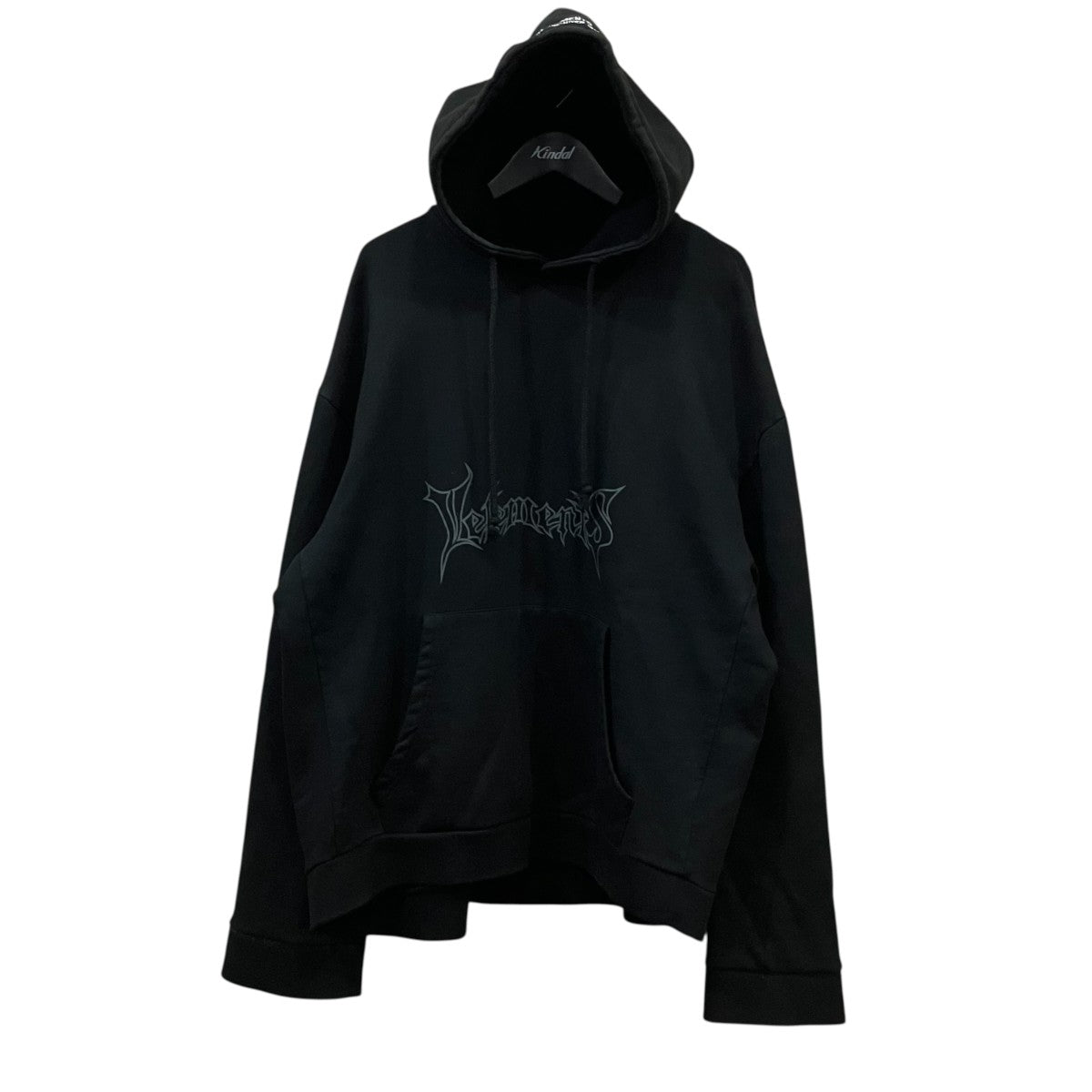 VETEMENTS メタルロゴプルオーバーパーカー 古着・中古-1枚目のアイテム画像