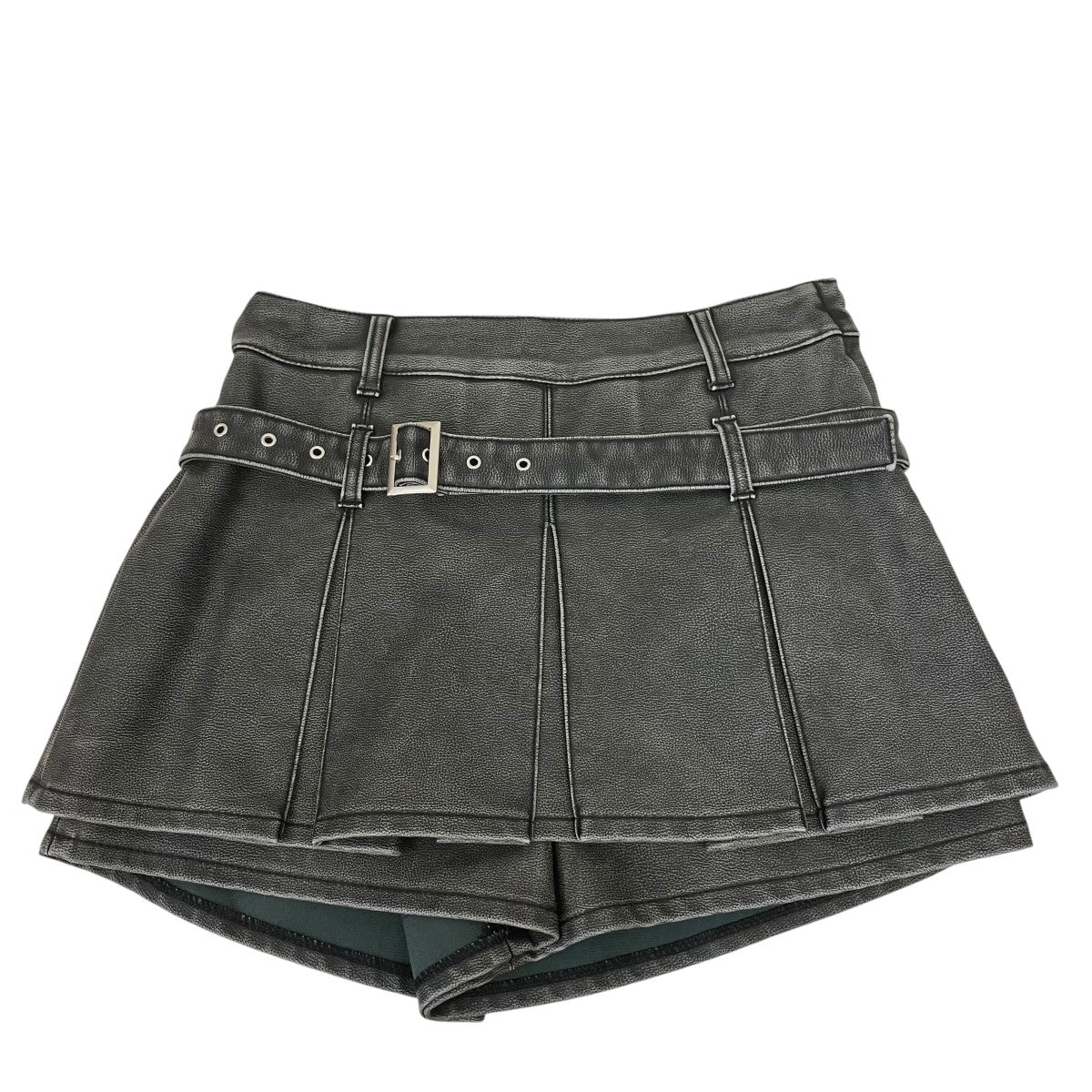 アンティークレザープリーツショートパンツ112432025