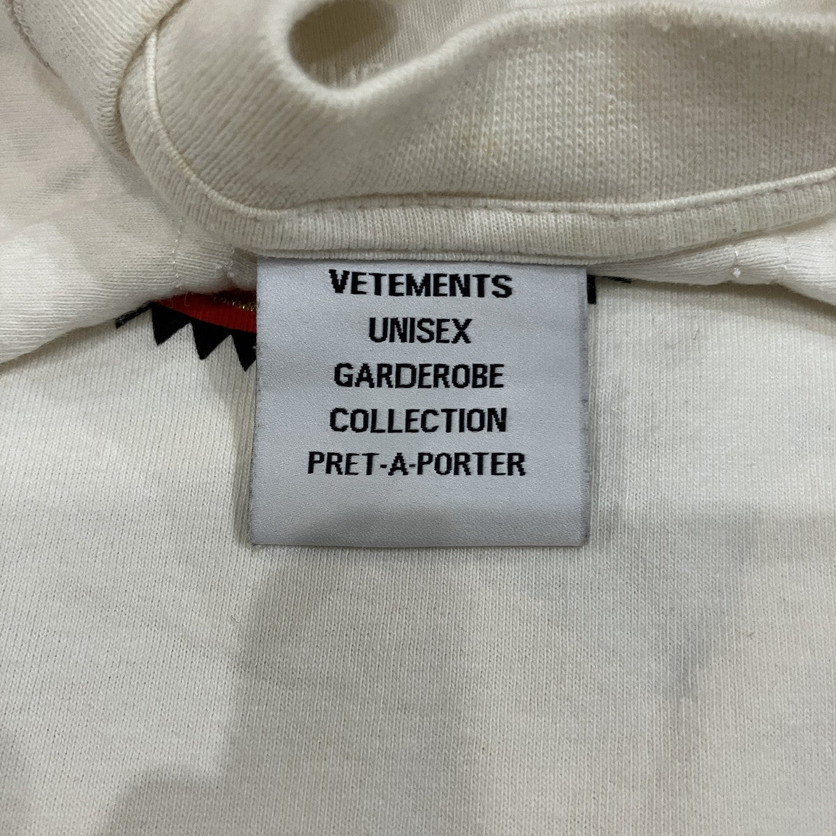 VETEMENTS 「Most Wanted Tee」プリントTシャツUE51TR520W 古着・中古-5枚目のアイテム画像