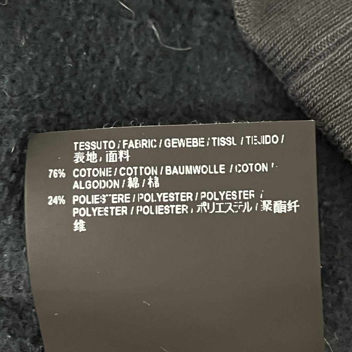 プルオーバーパーカー