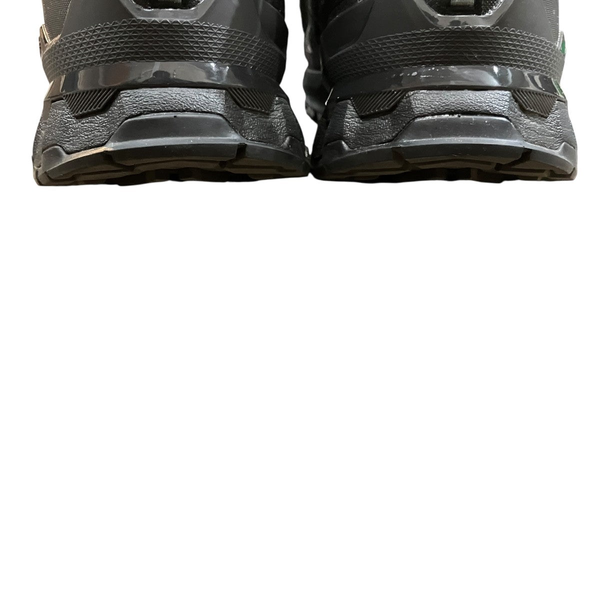「XA PRO 3D V9 GORE TEX」トレイルランニングシューズ472701