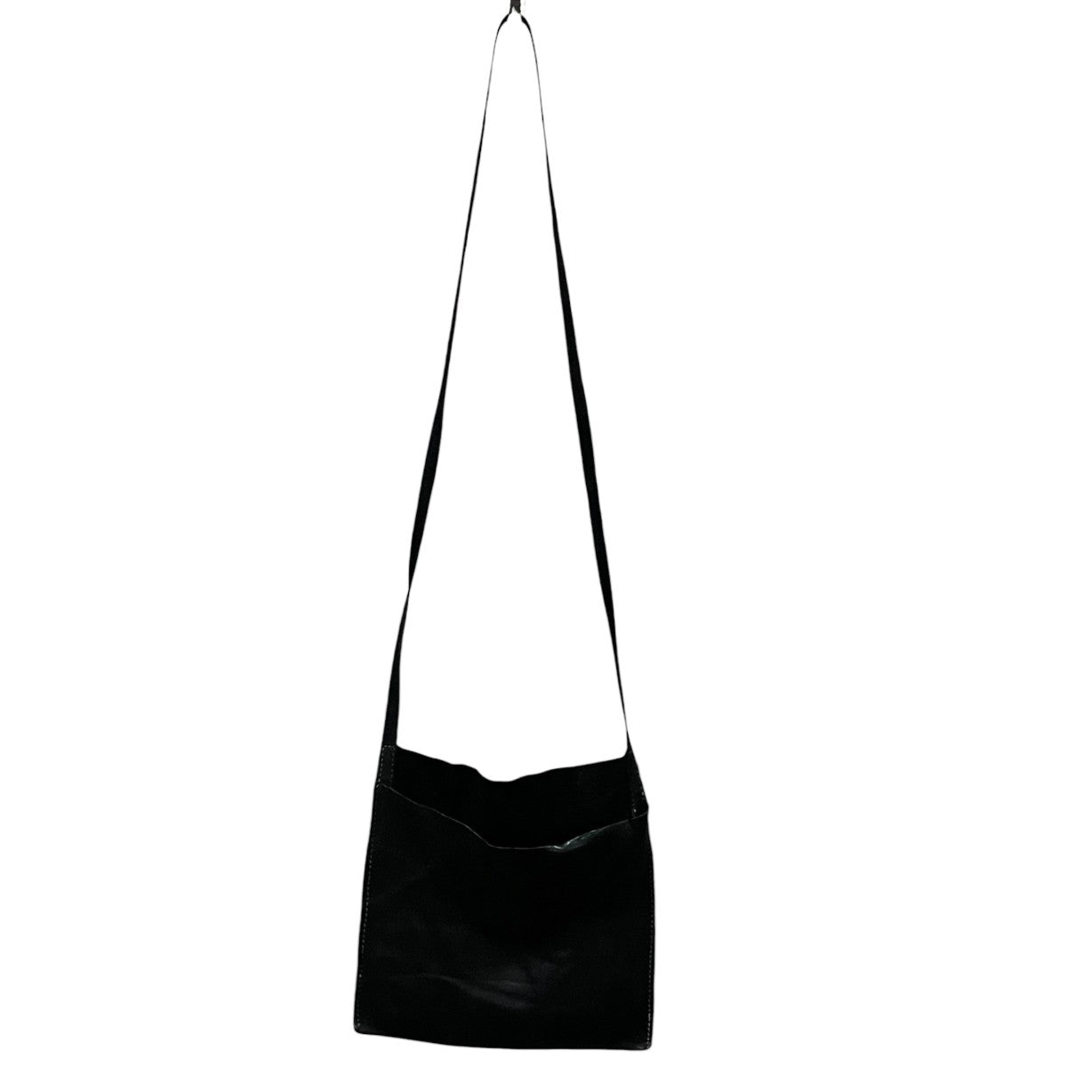 Large passport bagレザーショルダーバッグ