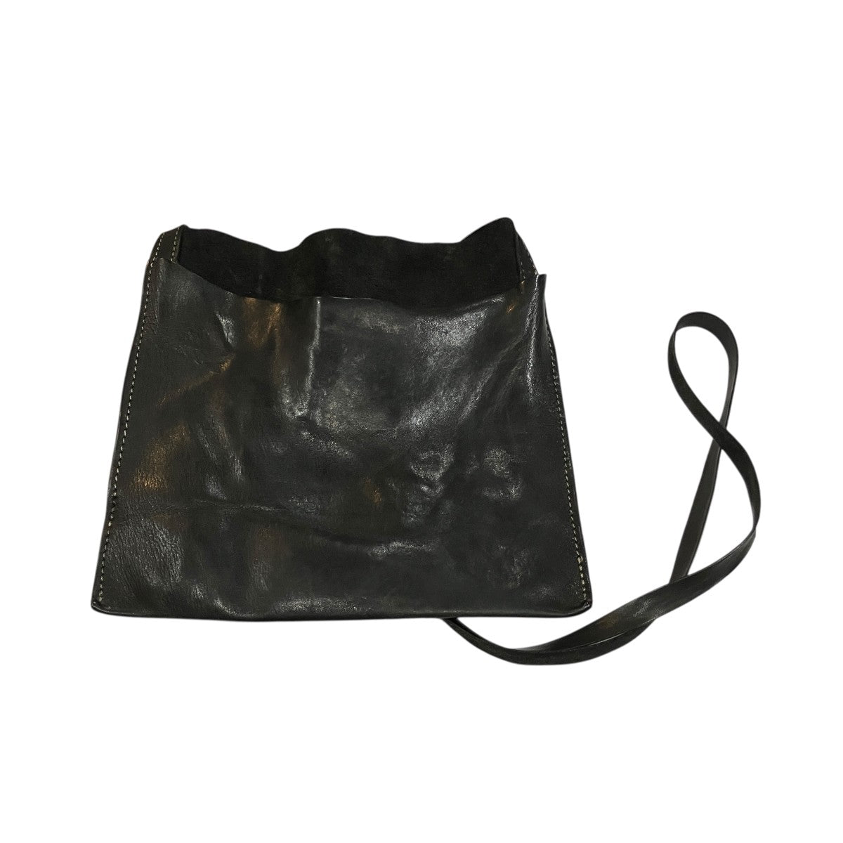 Large passport bagレザーショルダーバッグ