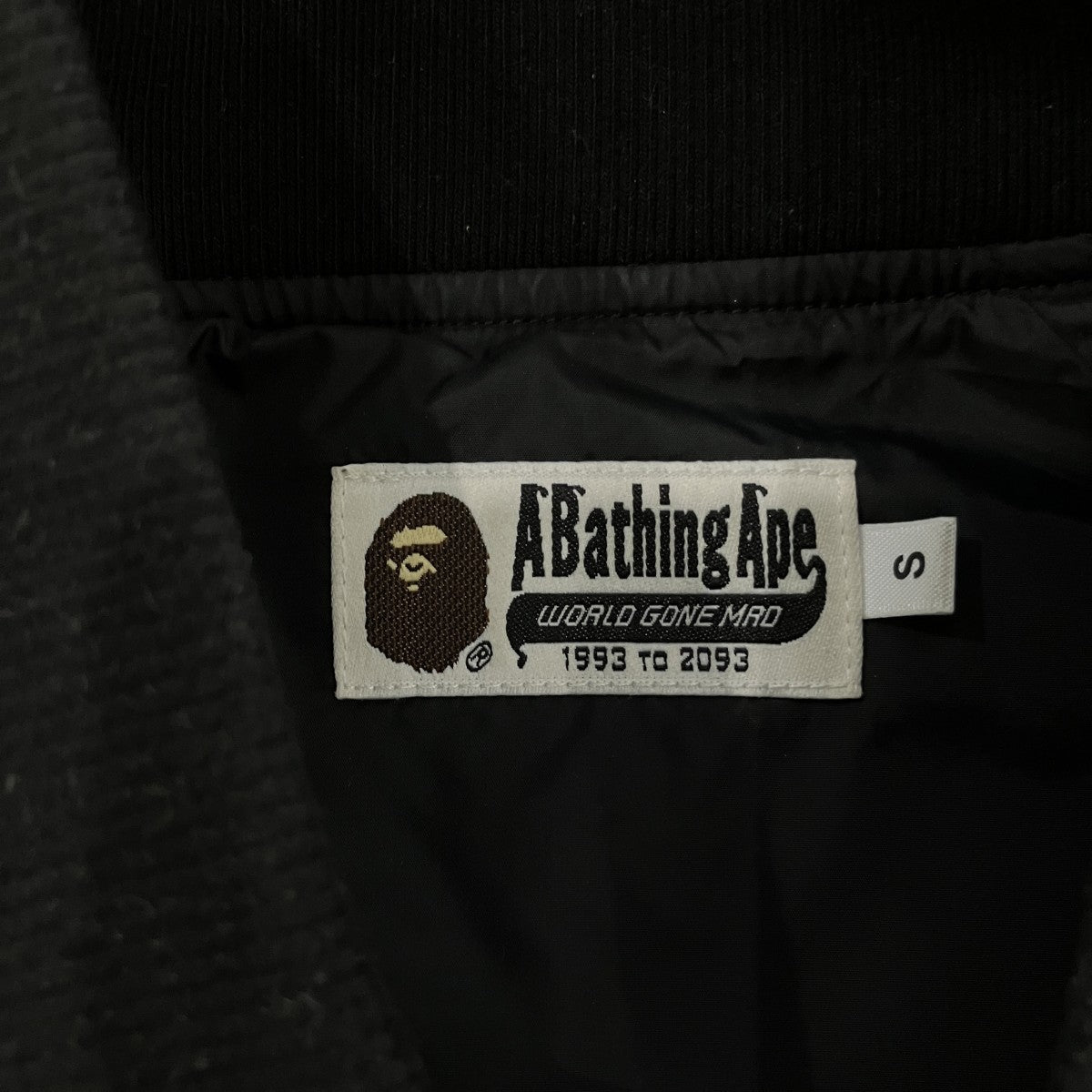 「Skeleton Logo Souvenir Jacket」ジップアップジャケット001LJL801322M