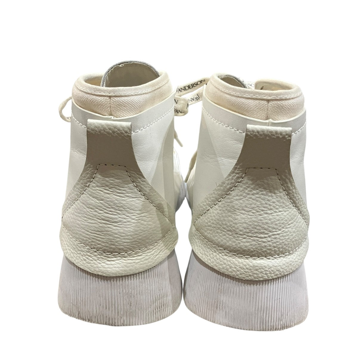「LEATHER PANEL HIGH TOP SNEAKERS」レザーパネル ハイトップスニーカーANM37500A