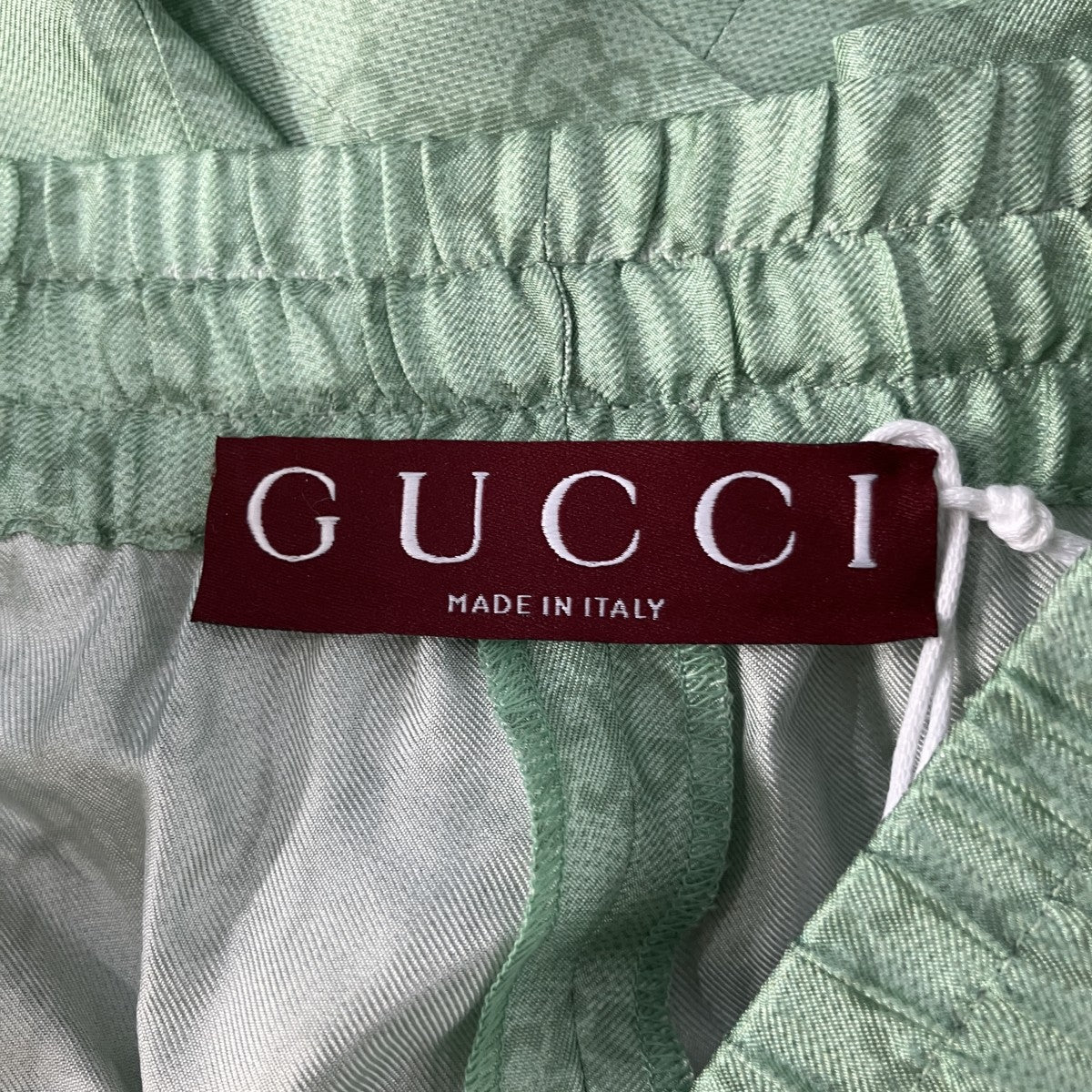 GUCCI(グッチ) GG柄シルクハーフパンツ864050 864050 黄緑 サイズ 50
