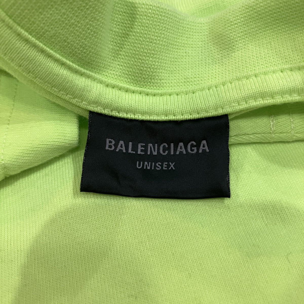ダメージ加工ロゴプリントTシャツ651795