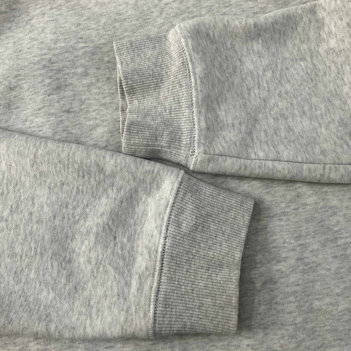 「Hooded Chase Sweatshirt」プルオーバーパーカーI033661.00J.XX.03
