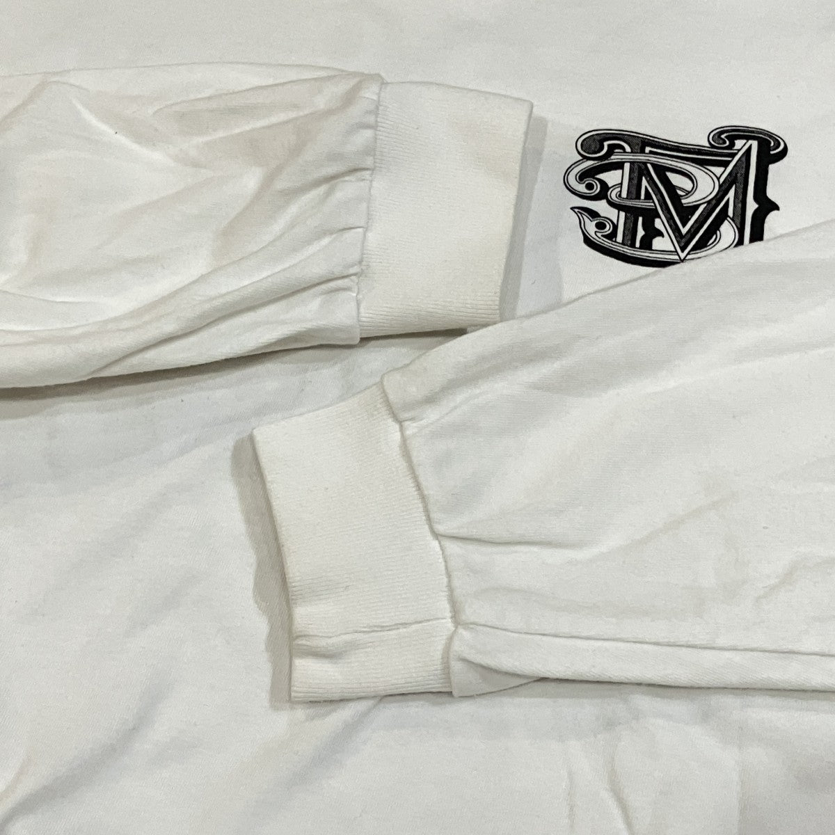 ロングスリーブTシャツ