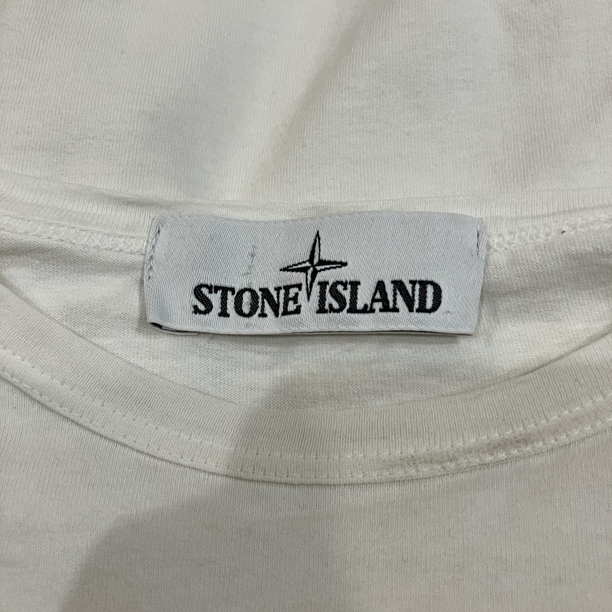 ワンポイントロゴTシャツ