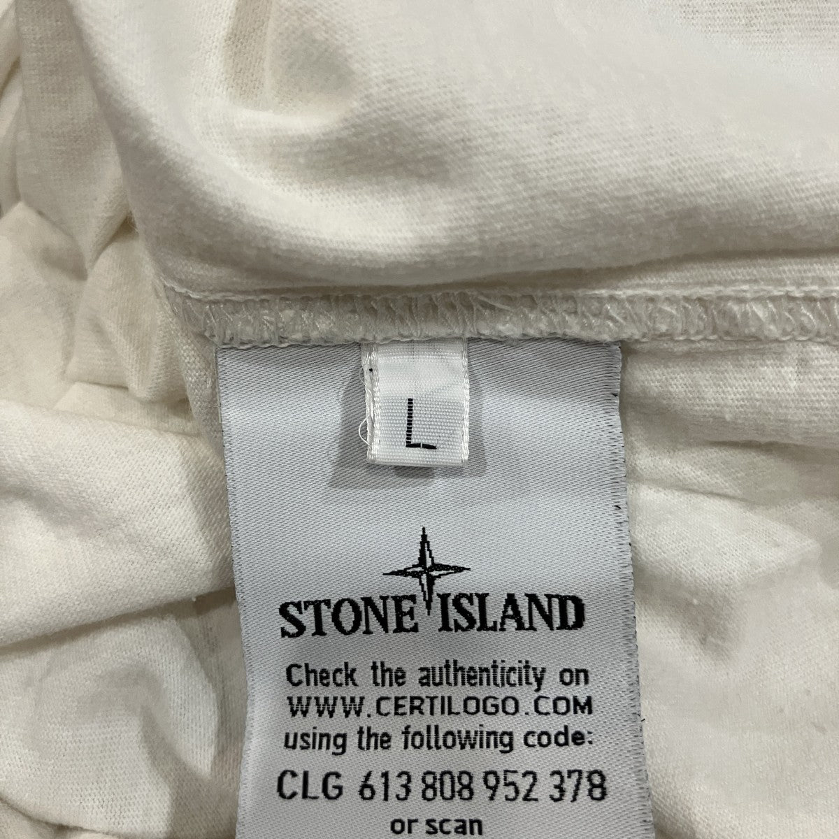 ワンポイントロゴTシャツ