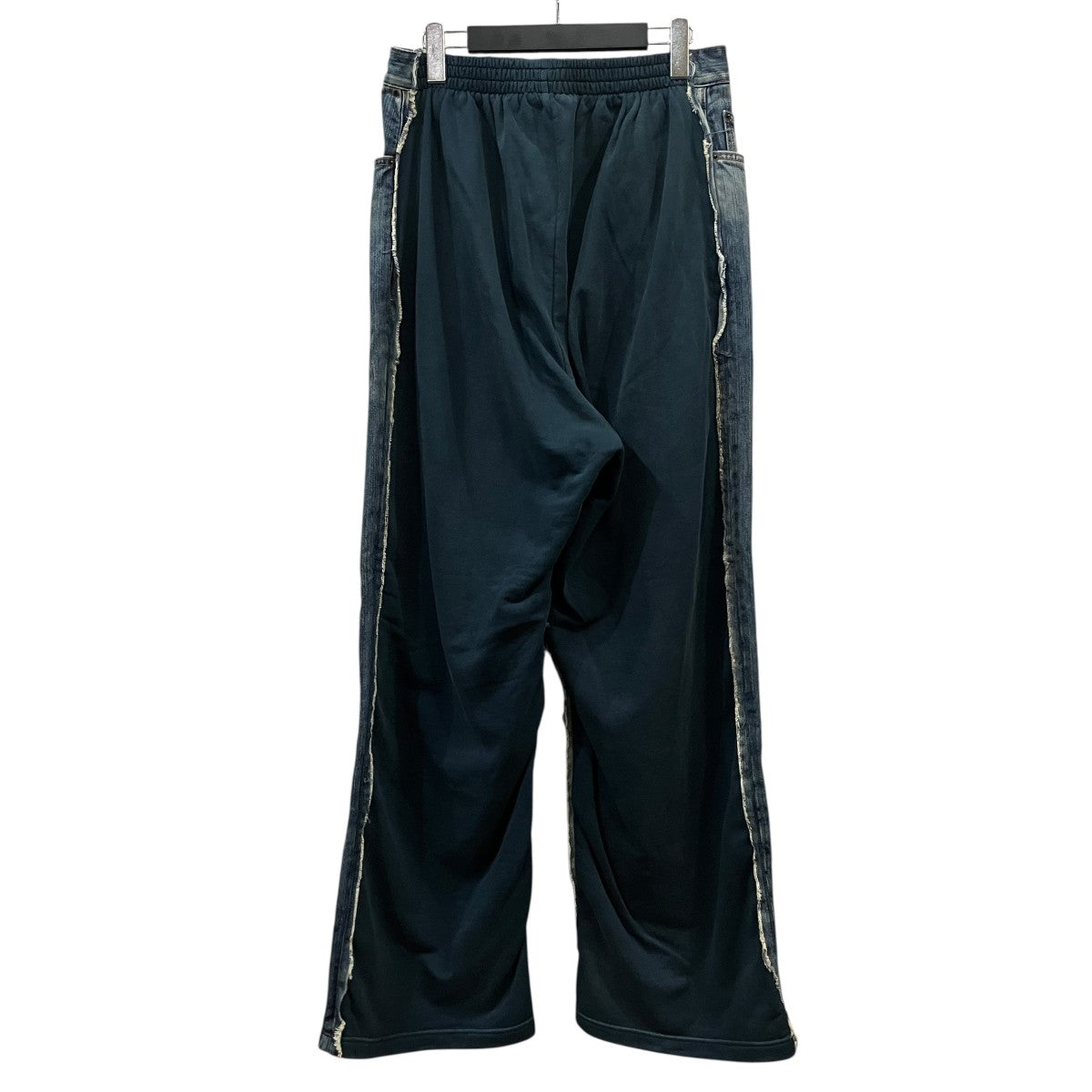 「HYBRID BAGGY JEANS」ハイブリッドワイドデニムパンツ738751