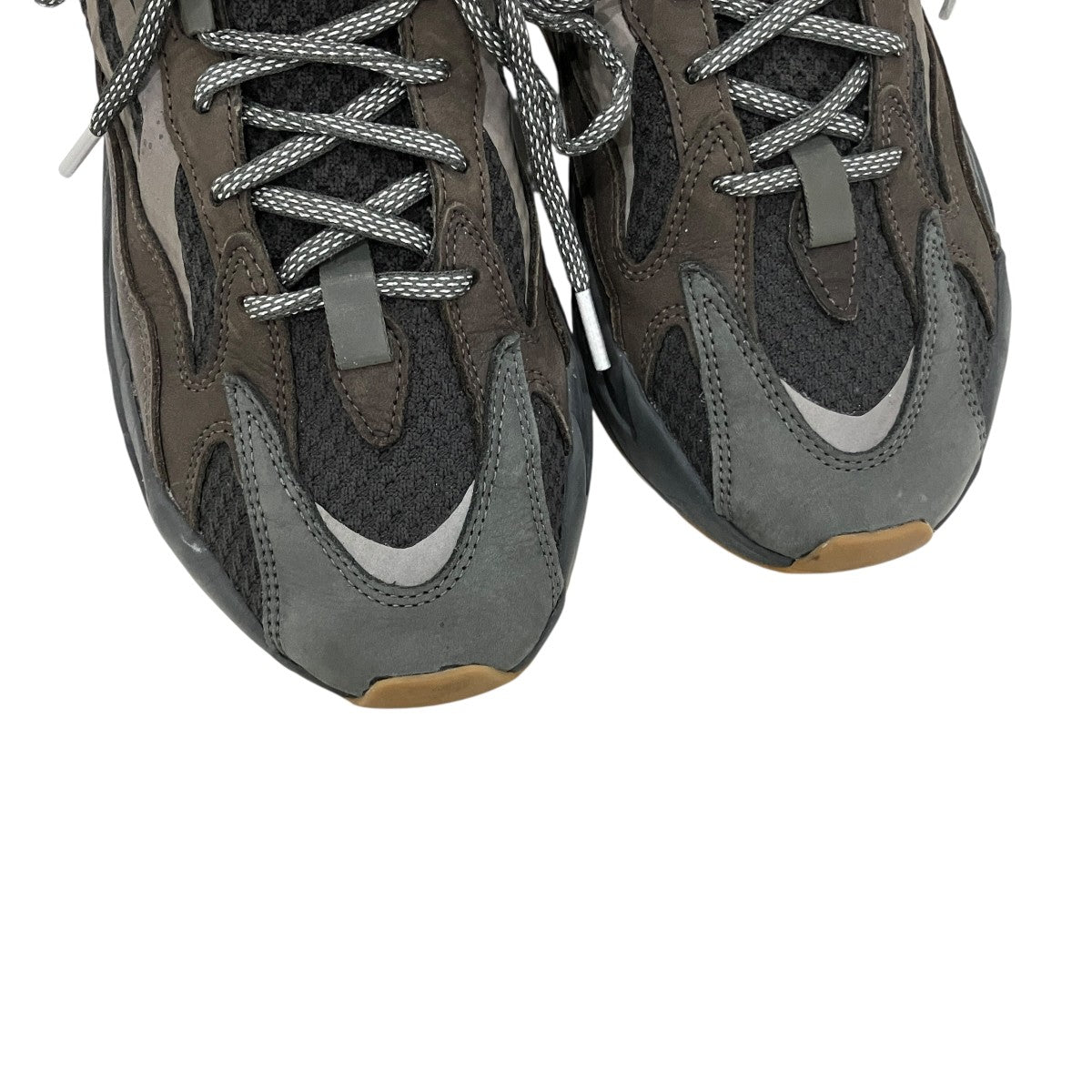 「BOOST 700 V2 GEODE」ローカットスニーカーEG6860