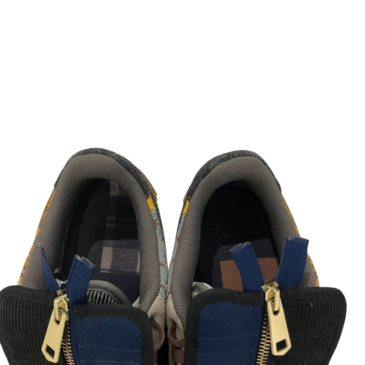 「AIR FORCE 1 LOW CACTUS JACK」ローカットスニーカーCN2405-900