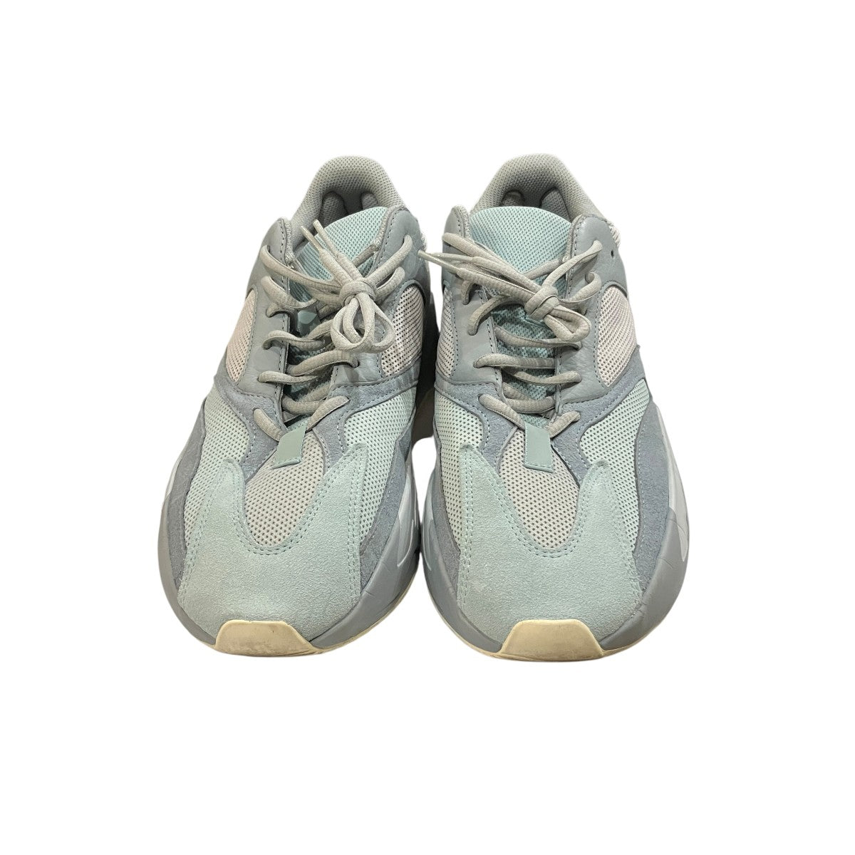 YEEZY BOOST 700