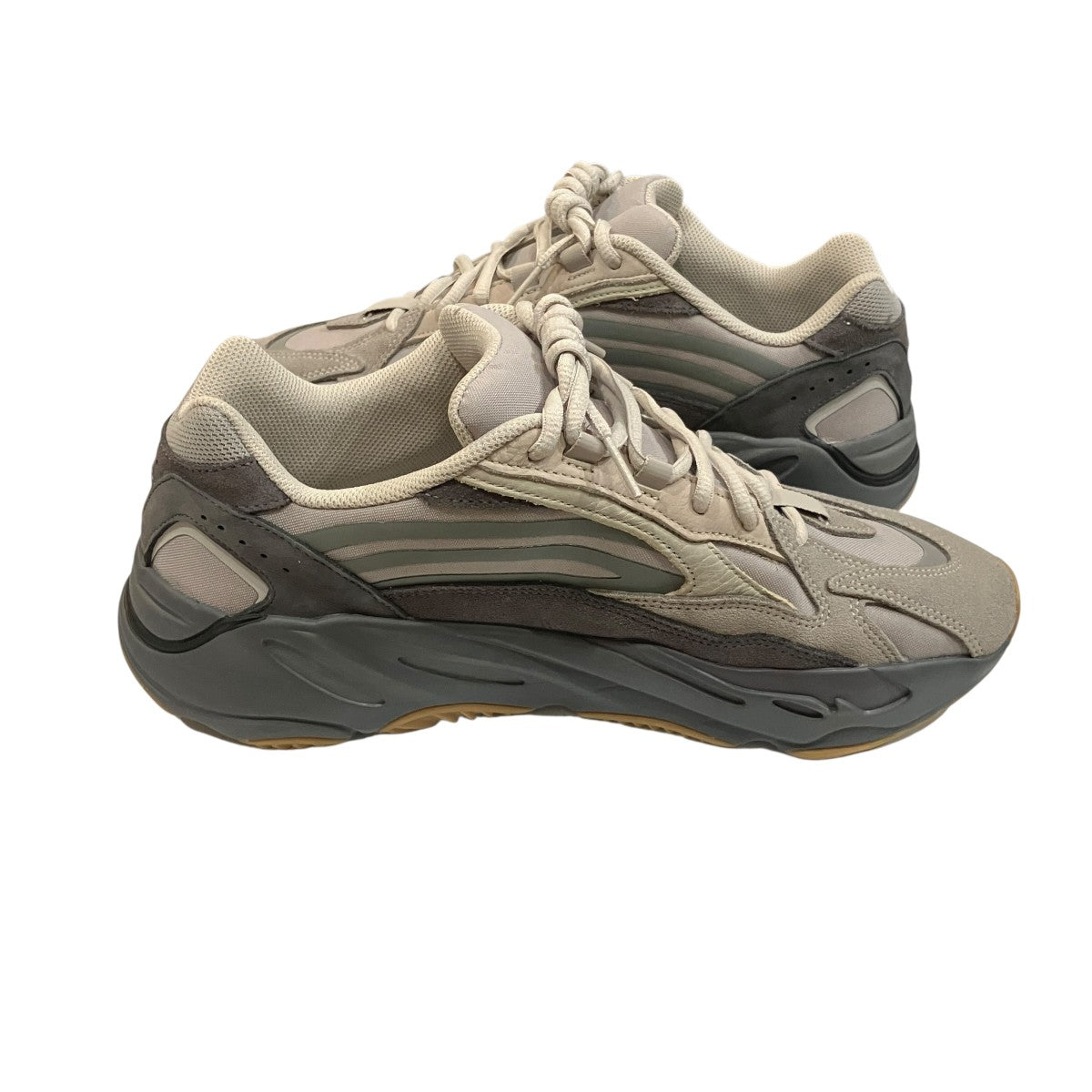 YEEZY BOOST 700V2 TEPHRA