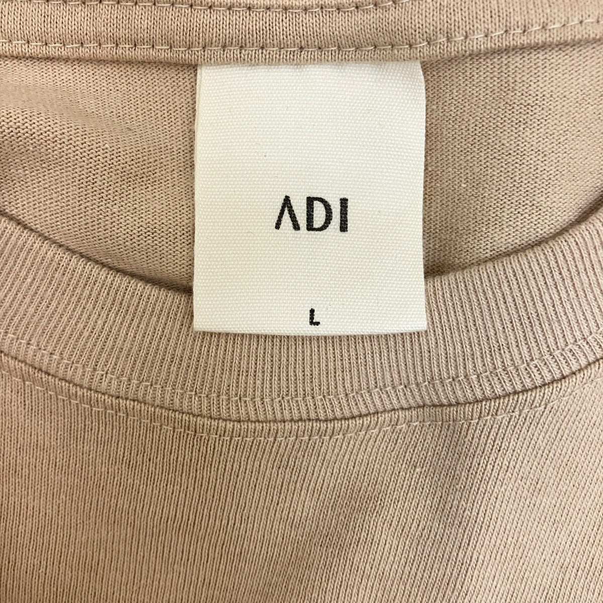 フロント刺繍Tシャツ24ss ADI Tee
