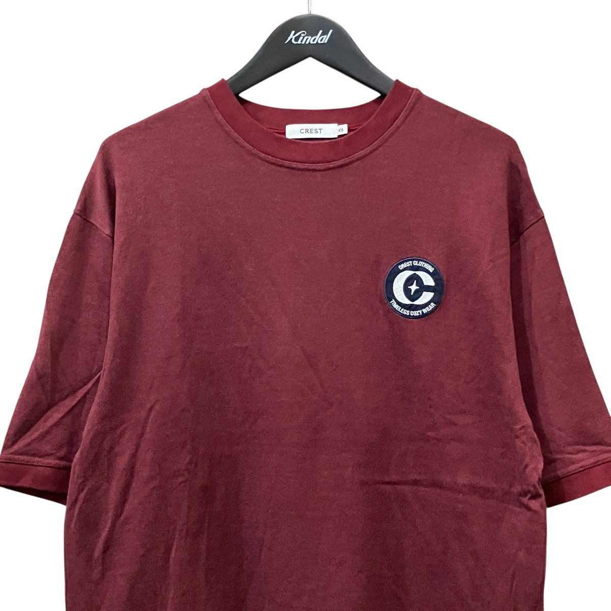 ワッペン付きTシャツ